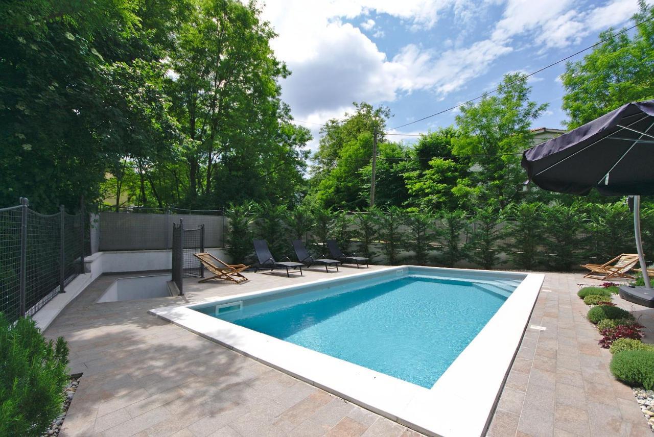 Holiday House With Pool Čavle 외부 사진